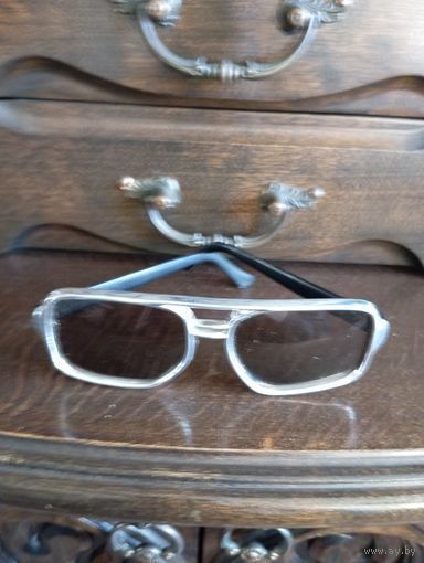 С 1 руб ОЧКИ Пластмассовые СССР