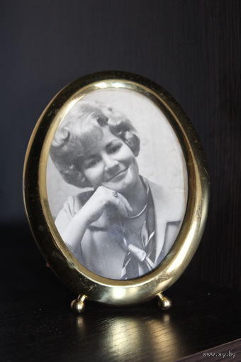 Настольная, интерьерная фоторамка.