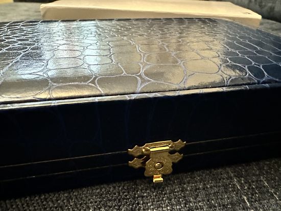 Футляр на 2 монеты