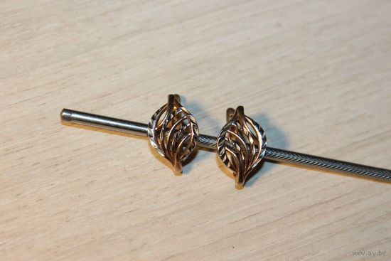 Серьги, 3 клейма, замки рабочие.
