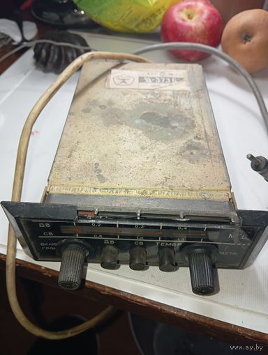 Авто приемник А - 373 Б , СССР  .