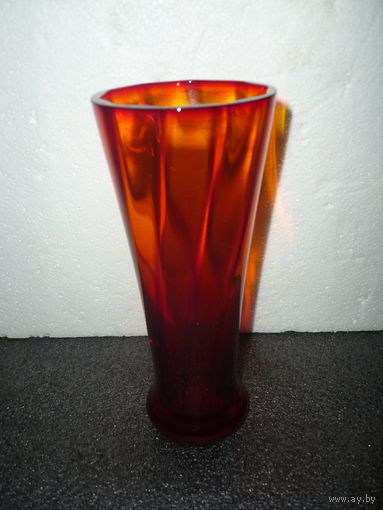 Ваза. Красное Гранёное Стекло. СССР. Дятьковский ХЗ