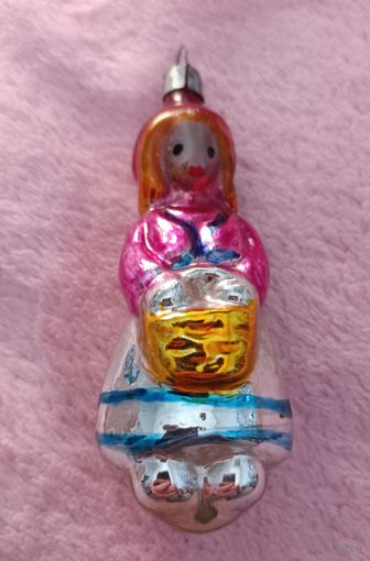 Елочные игрушки из стекла, красная шаоочка