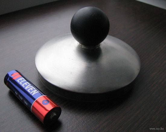 Крышка нержавейка .