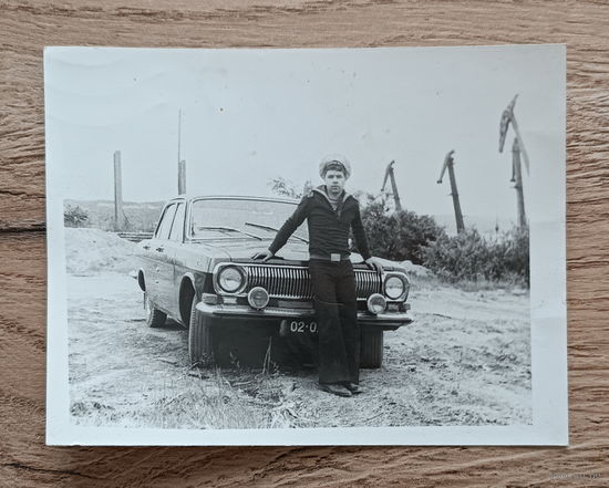 Матрос и Волга. СССР 80-е