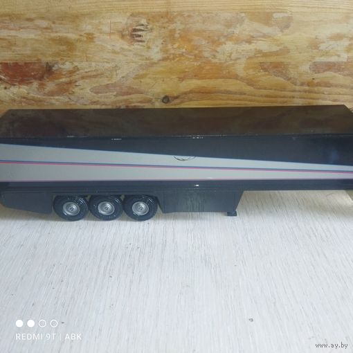 Винтаж.Полуприцеп"Mercedes-Benz ".NZG.Германия.1:43.