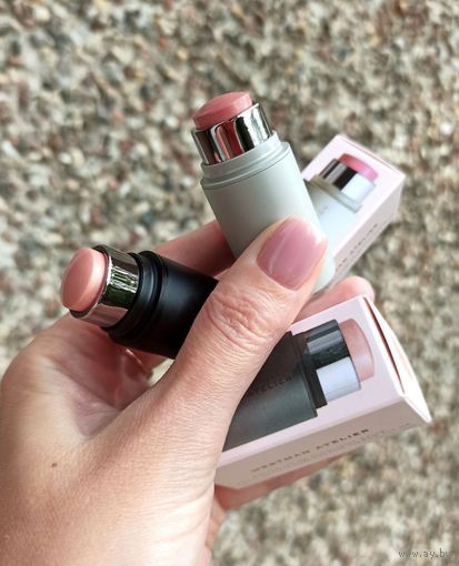 Миниверсия кремового стика Westman Atelier 2.5 гр