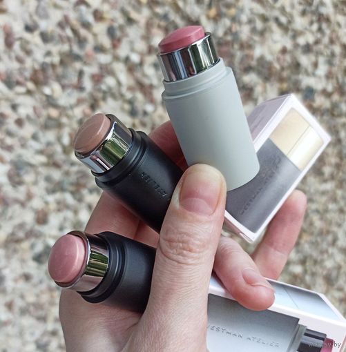 Миниверсия кремового стика Westman Atelier 2.5 гр