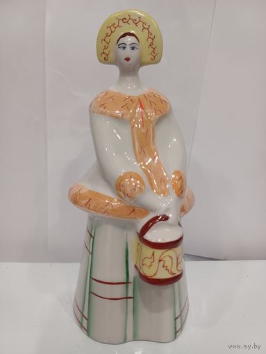 Все лоты с 1р.Барышня с ведром