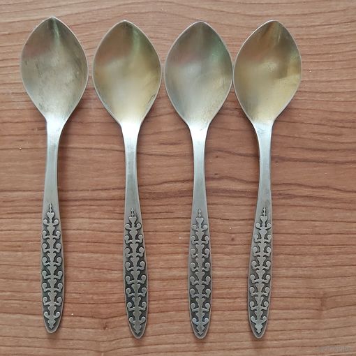Ложечки ,серебро 916 проба