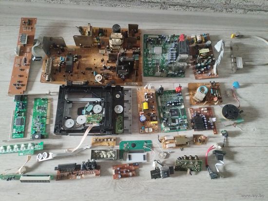 Платы с радиодеталями