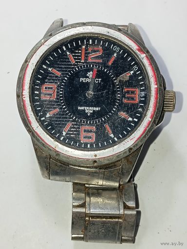 Кварцевые часы  PERFECT . С рубля .