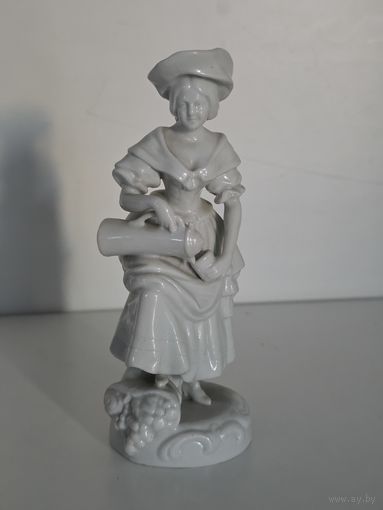 Девушка с кувшином. Графенталь. Германия