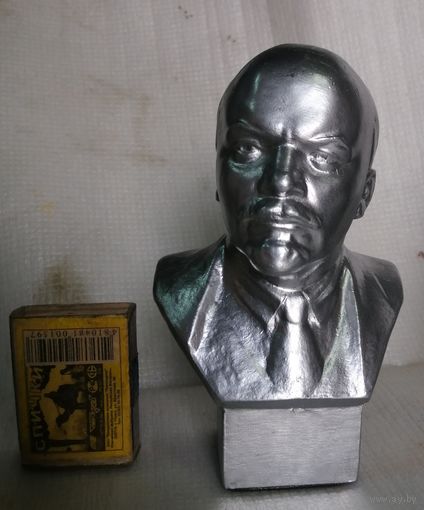 В. И. Ленин. Бюст. Скульптор Геворкян. Силумин. СССР.