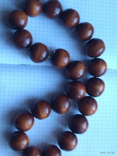 Бусы дерево
