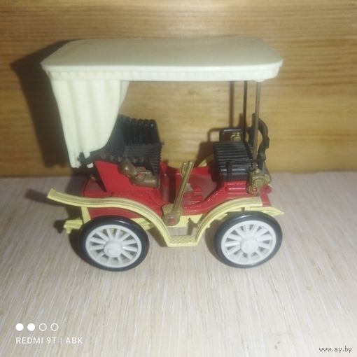 Винтаж.Peugeot 1892 Schraube .SAFIR.Франция.1:43.