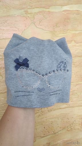 Шапка котик на 3-5 лет, очень удобная, хорошо садится на голову. ПО по голове 22 см (не растягивая), глубина 18 см. Хорошее состояние.