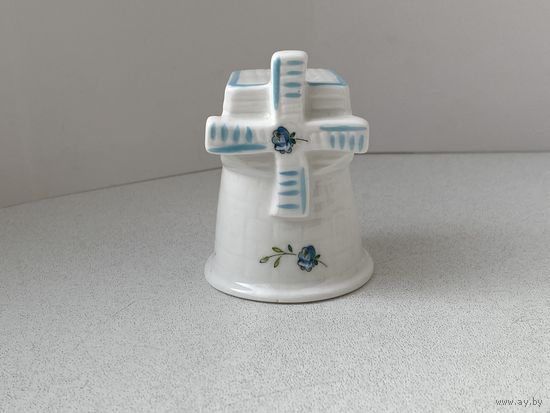Фигурка, Мельница, Coalport, фарфор, Англия. С дефектом.