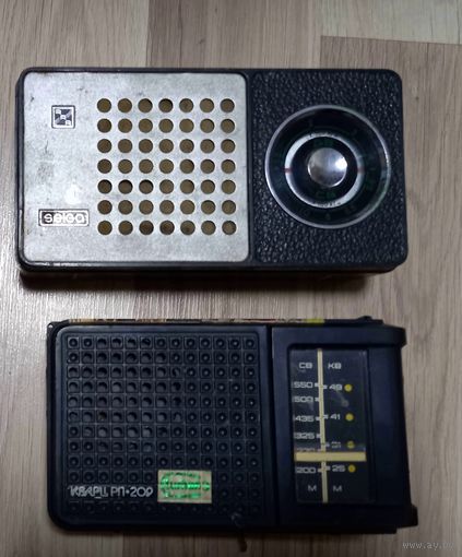 Радиоприемники 2 штуки в ремонт