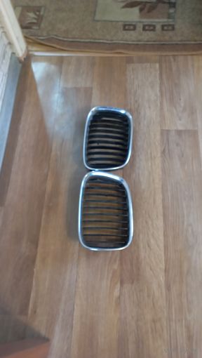 Решетка  радиатора БМВ