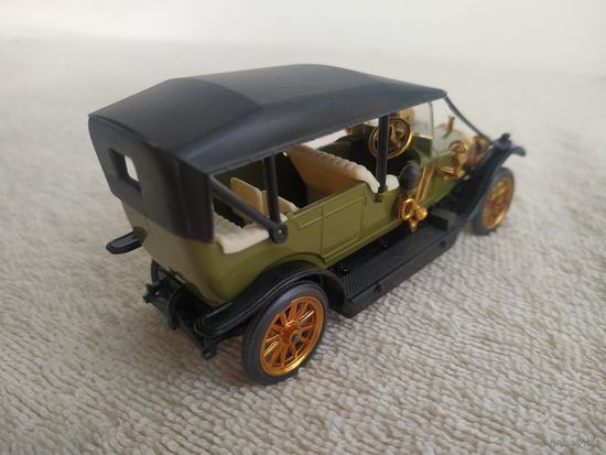 Руссо-балт С24-40. А22. СССР, 1980-годы.