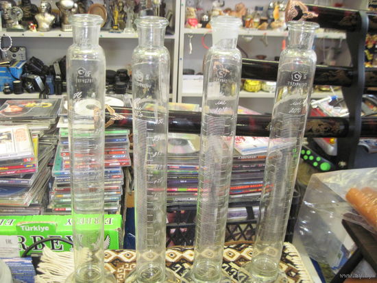 Колбы мерные 35,5 см. З одну.