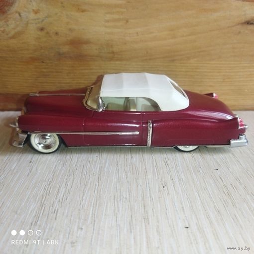 Винтаж.CADILLAC.VITESSE.Португалия.1/43.