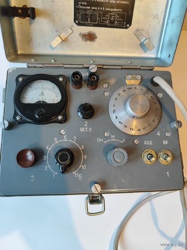 Прибор измеритель деформаций ИИД-2. СССР-1971г.