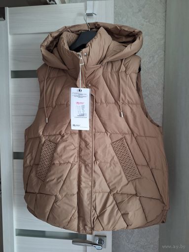 Жилетка новая