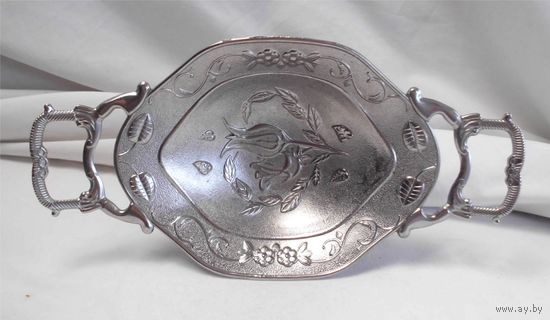 Конфетница Орешница Лотос Серебрение 01