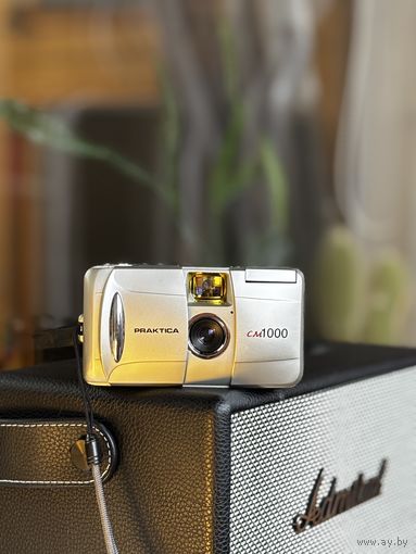 Пленочный фотоаппарат Praktica cm1000