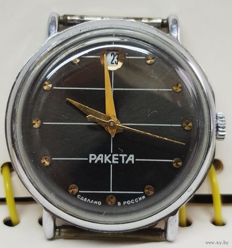 Часы "Ракета 2614" с верхним календарем