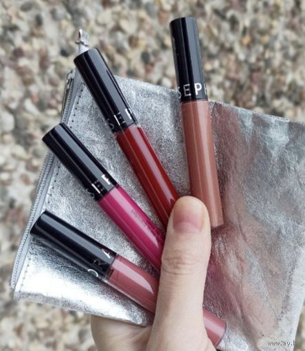 Набор помад Sephora в косметичке