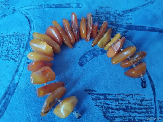 Браслет янтарь крупный