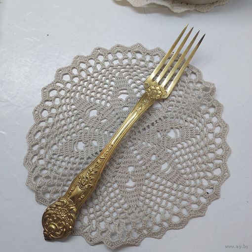 Изящная вилка столовая, около 1860г. Франция СЕРЕБРО В ЗОЛОТЕ с 1 рубля