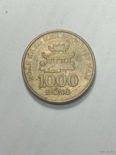 Вьетнам 1000 донгов 2003 года .