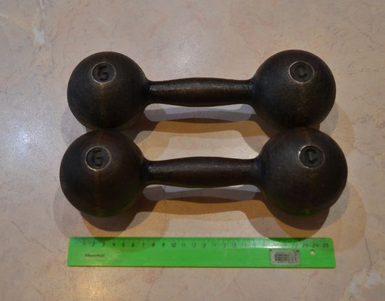 Гантели по 5 кг. СССР. Цена за обе.