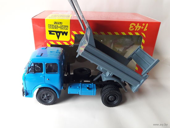 МАЗ-503А (1975) НАП 1:43. Обмен возможен. Наш автопром самосвал