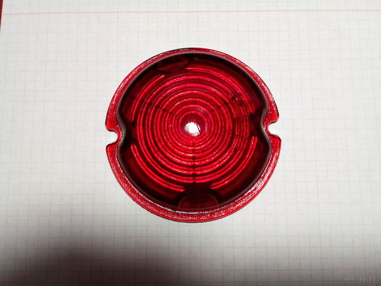 Стекло заднего фонаря ГАЗ