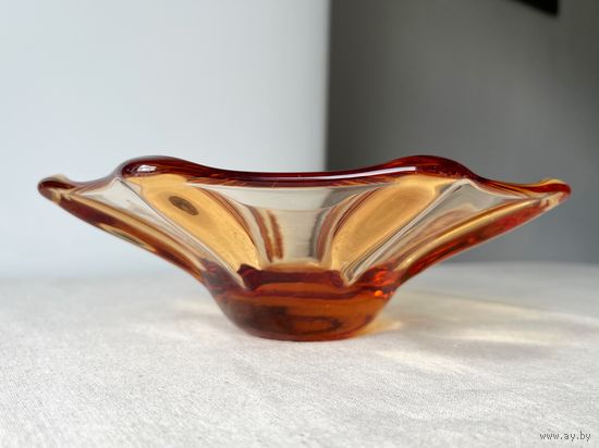 Ваза конфетница цветное стекло 21см