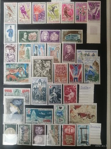 Лот чистых и гашенных марок Франции 1968 года (в основном чистых)