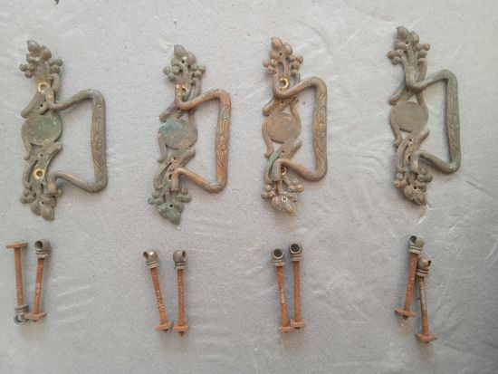 Старинные мебельные ручки