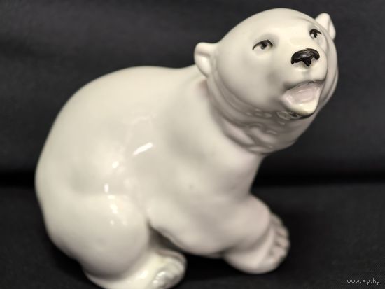 Статуэтка.. Белый медведь ЛФЗ .