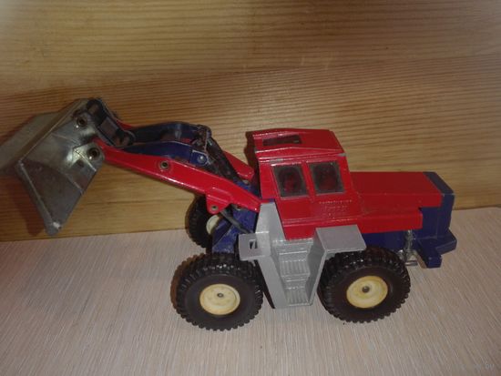 Модели погрузчиков.Siku.Германия.1/50.