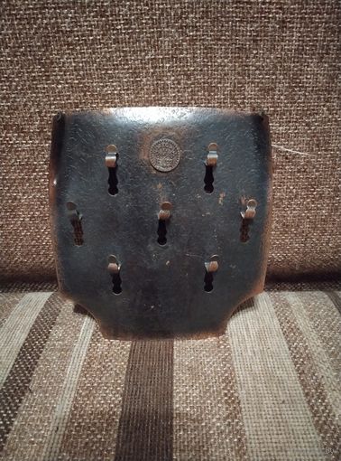 Ключница настенная. СССР. Медь.