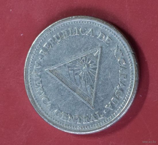 Никарагуа 1 кордоба 2000г.