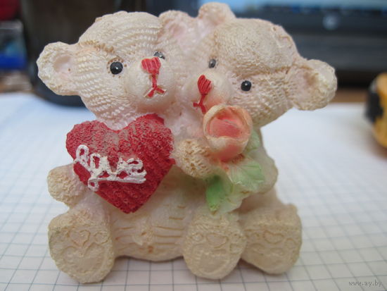 Медведи пластиковые с рубля!