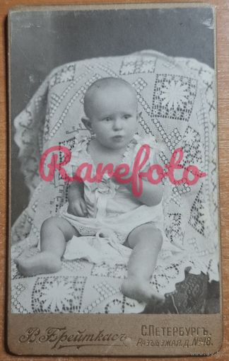1910-е Визит-портер ребенок в кресле студийное фото типажи ретро фотограф Брейткас СПБ