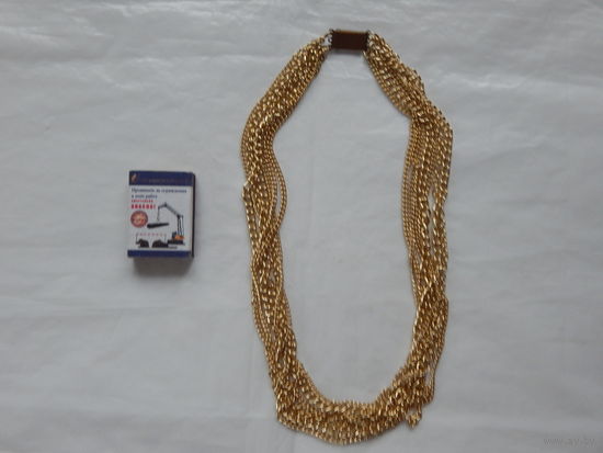 Винтажное колье из цепей.
