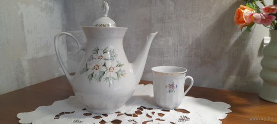 Кофейник и чашка, фарфор, 70-х.СССР.